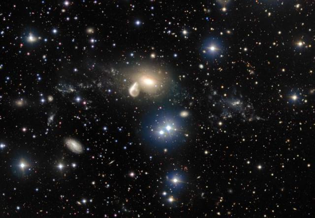 ESO's Very Large Telescope Reveals Spectacular Aftermath of 360 Million Year Old Cosmic Collision
