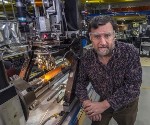 Physicists Explore Carbon Ion Facility for Treatment of Cancer