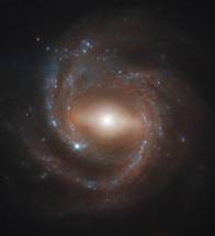 New Hubble View Reveals a Stunning Mature Galaxy